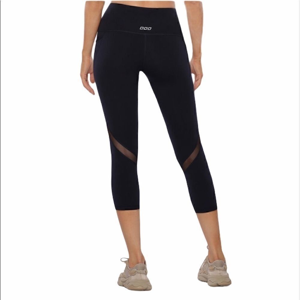 Nwt Lorna Jane Sculpt Core 7/8 tight leggings xs